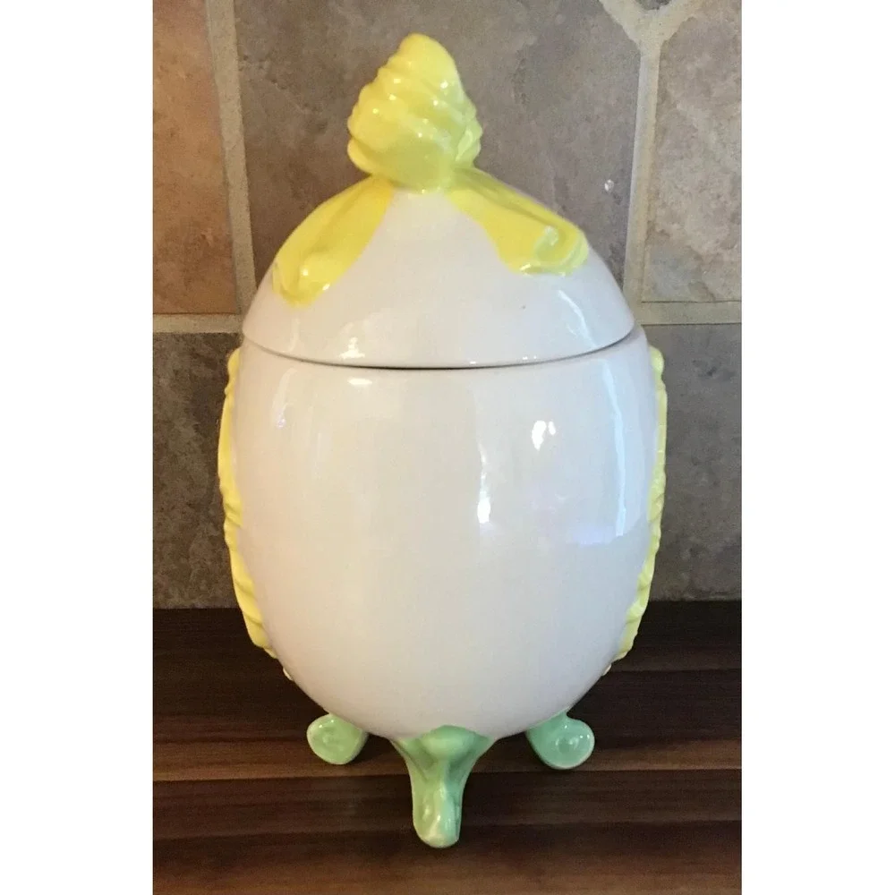 VTG Arnels Pottery Ceramic Easter Egg Candy Jar Footed w/Lid 7